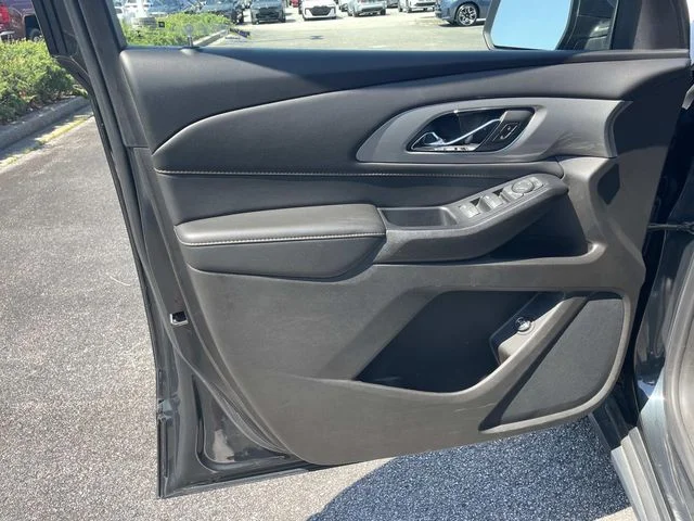 Used 2021 Gray Chevrolet LT image 17