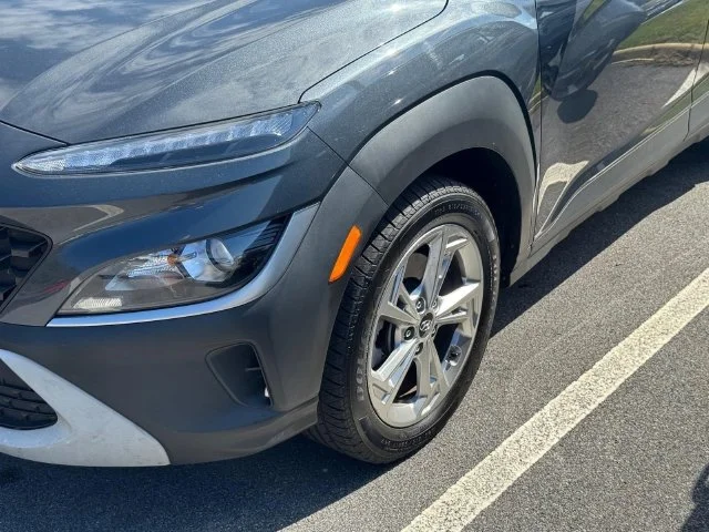 Used 2022 Gray Hyundai SEL image 5