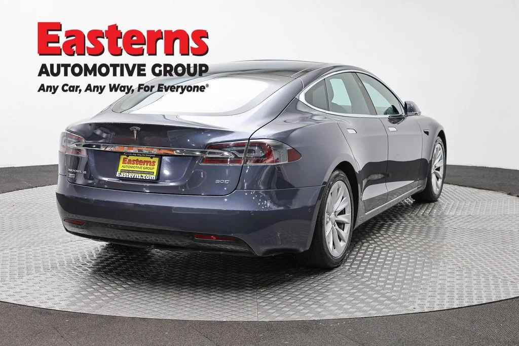 Used 2017 Gray Tesla 90D image 5