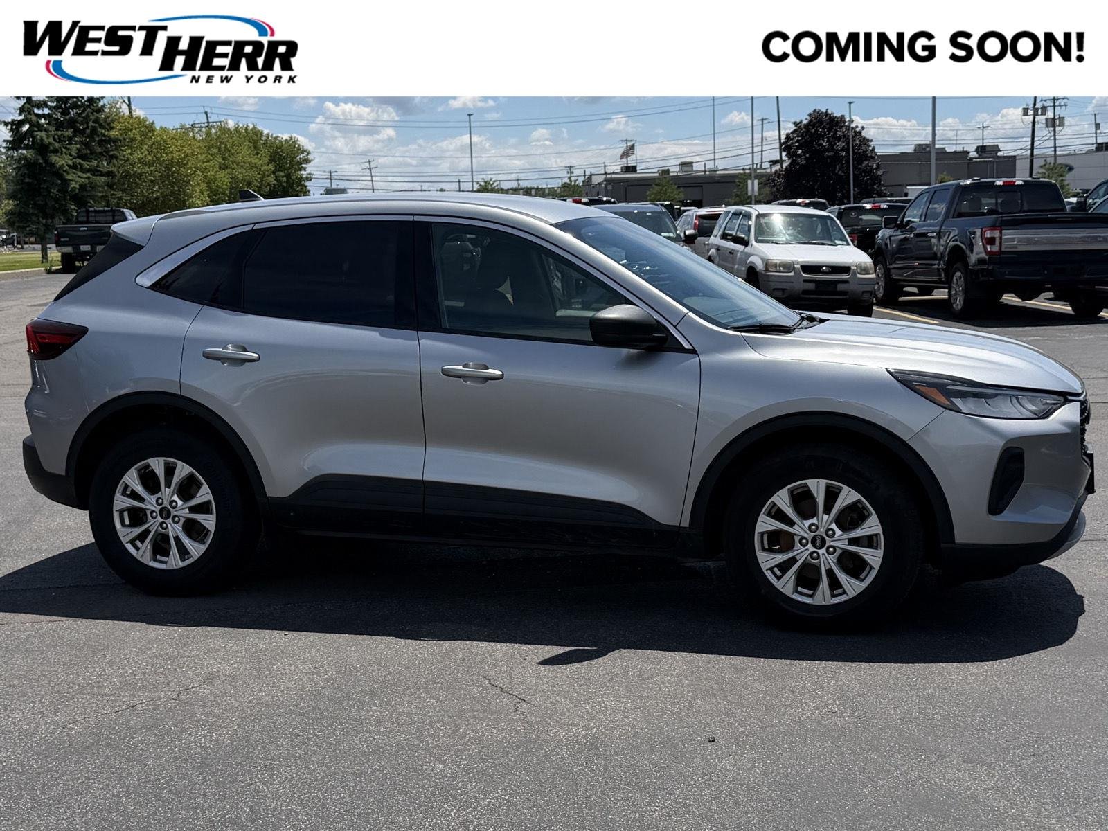 Used 2023 Iconic Silver Ford Active image 1