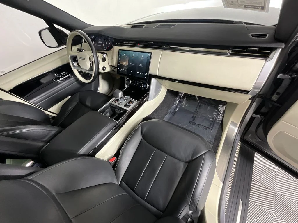 Certified Used 2023 Gray Land Rover SE image 19