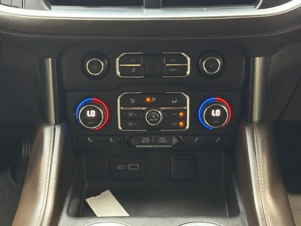 Used 2022 Summit White Chevrolet LT image 17