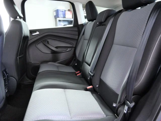 Used 2019 Red Ford SE image 15