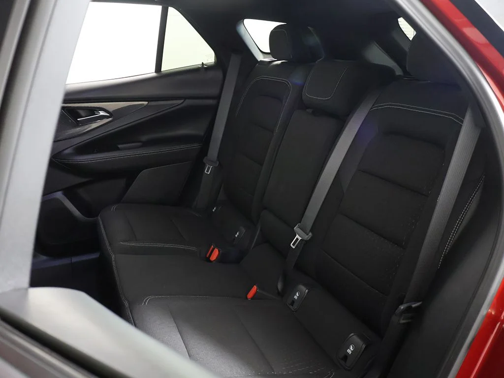Used 2025 Red Chevrolet LT image 28
