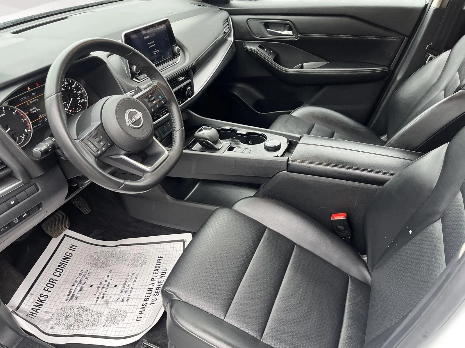 Used 2024 Everest White Pearl Nissan SV image 22