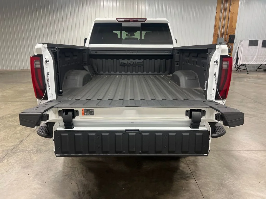 2025 GMC Sierra 2500HD SLT - Photo 11