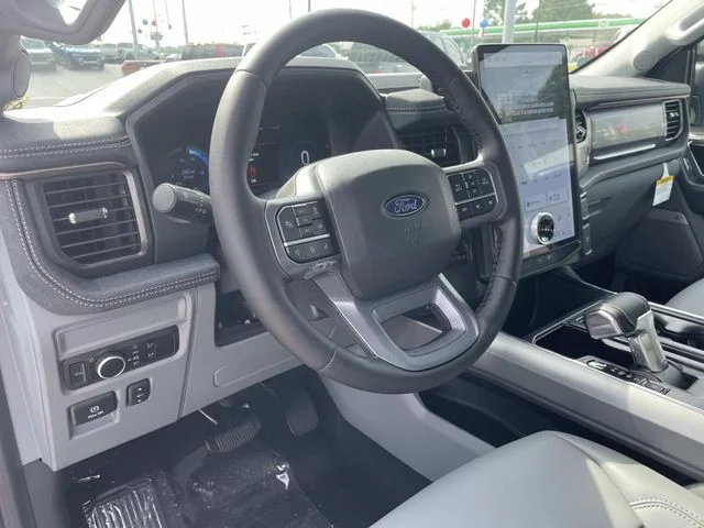 New 2025 White Ford Flash image 14