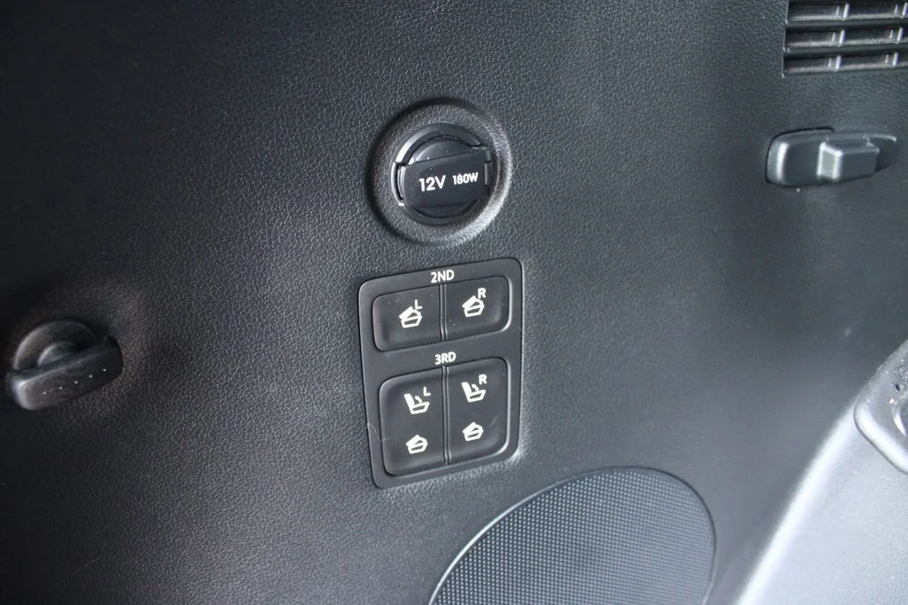 Used 2023 Hyper White Hyundai Limited image 10