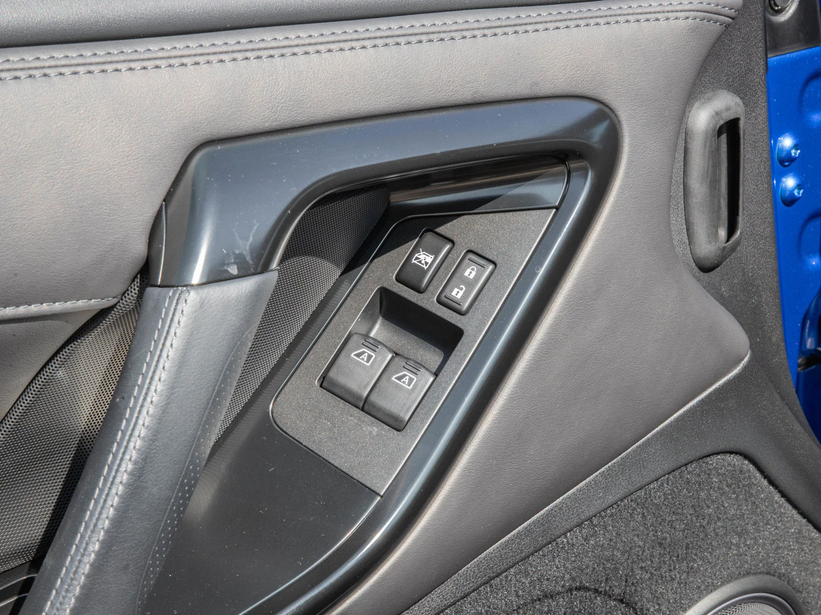 Used 2023 Bayside Blue QuadCoat Nissan Premium AWD image 13