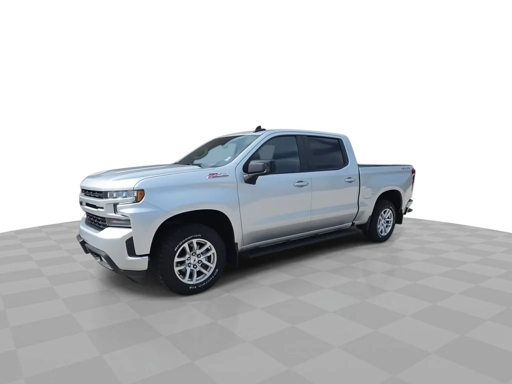 Certified Used 2021 Silver Chevrolet RST image 4