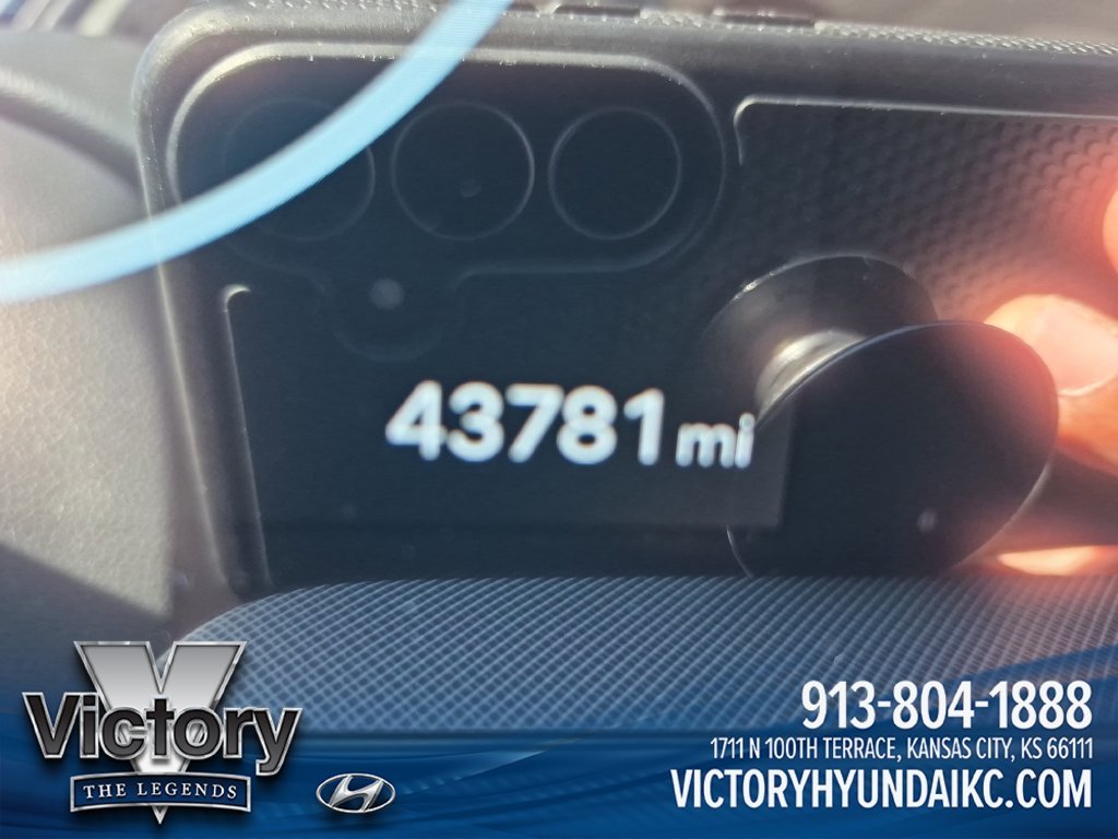 Certified Used 2024 Blue Hyundai SEL image 16