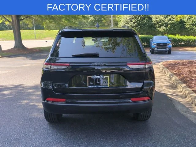 Used 2025 Black Jeep Altitude X image 4