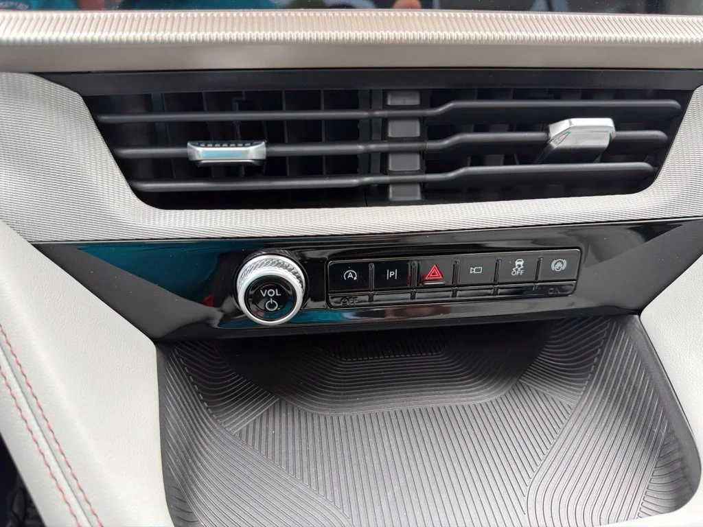 New 2026 Carbonized Gray Metallic Ford Active image 20