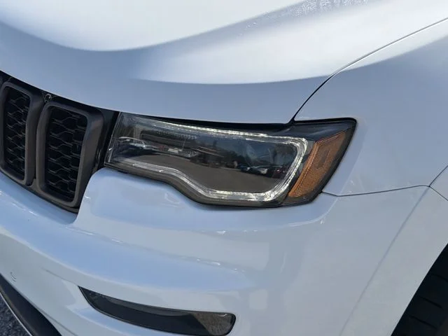 Used 2021 White Jeep Overland image 8