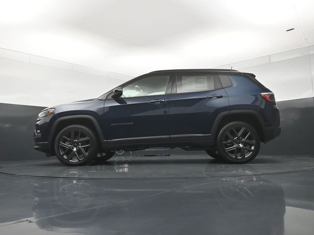 New 2026 Fathom Blue Pearl-Coat Exterior Paint Jeep Limited image 21