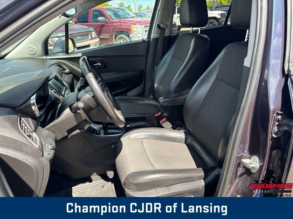 Used 2019 Blue Chevrolet LT image 13