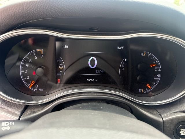 Used 2018 White Jeep Limited image 10