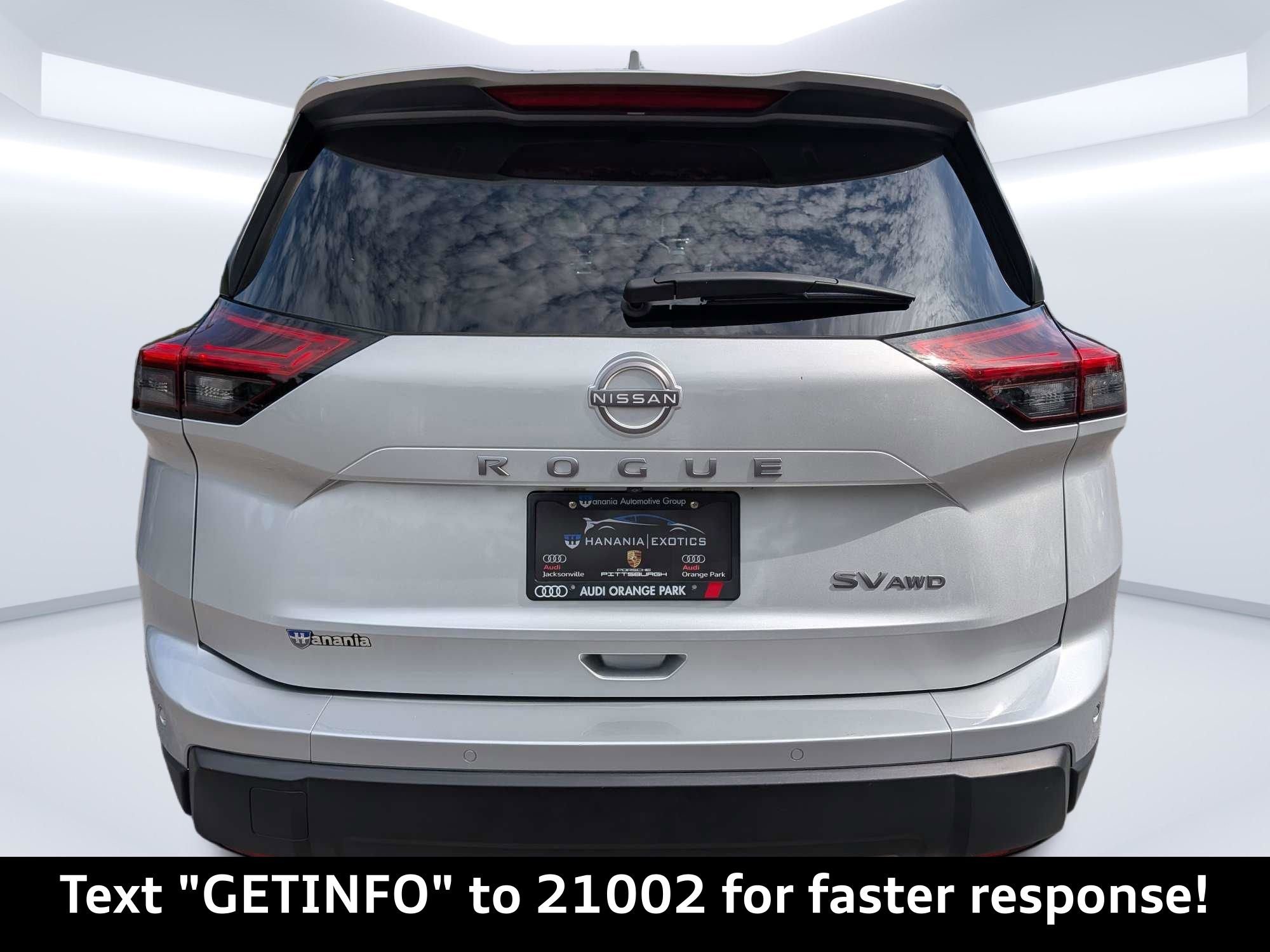 Used 2024 Silver Nissan SV image 5