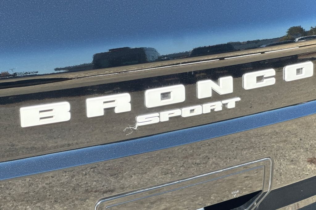 Used 2022 Black Ford Badlands image 29