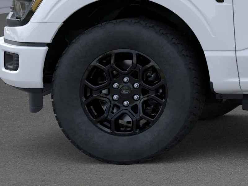 New 2026 Oxford White Ford XLT image 26