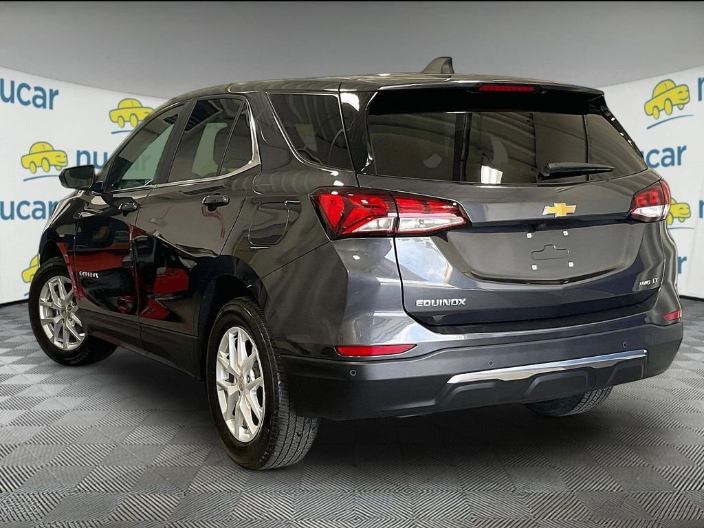 Used 2023 Gray Chevrolet LT image 4