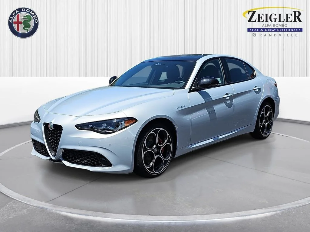 2026 Alfa Romeo Giulia Giulia AWD's photo