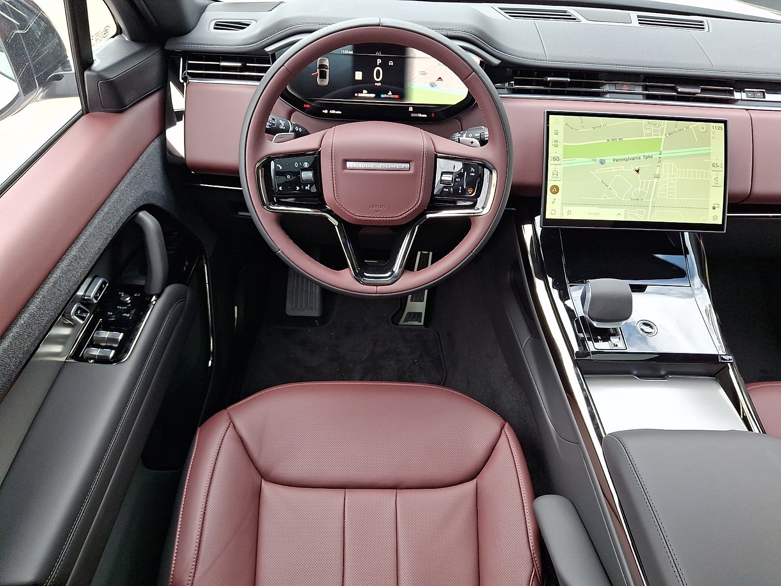 New 2026 Fuji White LAND ROVER Dynamic SE image 4