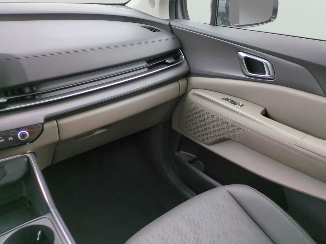 New 2026 Ivory Silver Kia EX image 21