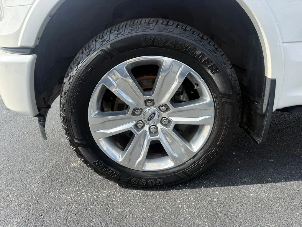 Certified Used 2017 White Platinum Tri-Coat Metallic Ford Platinum image 14
