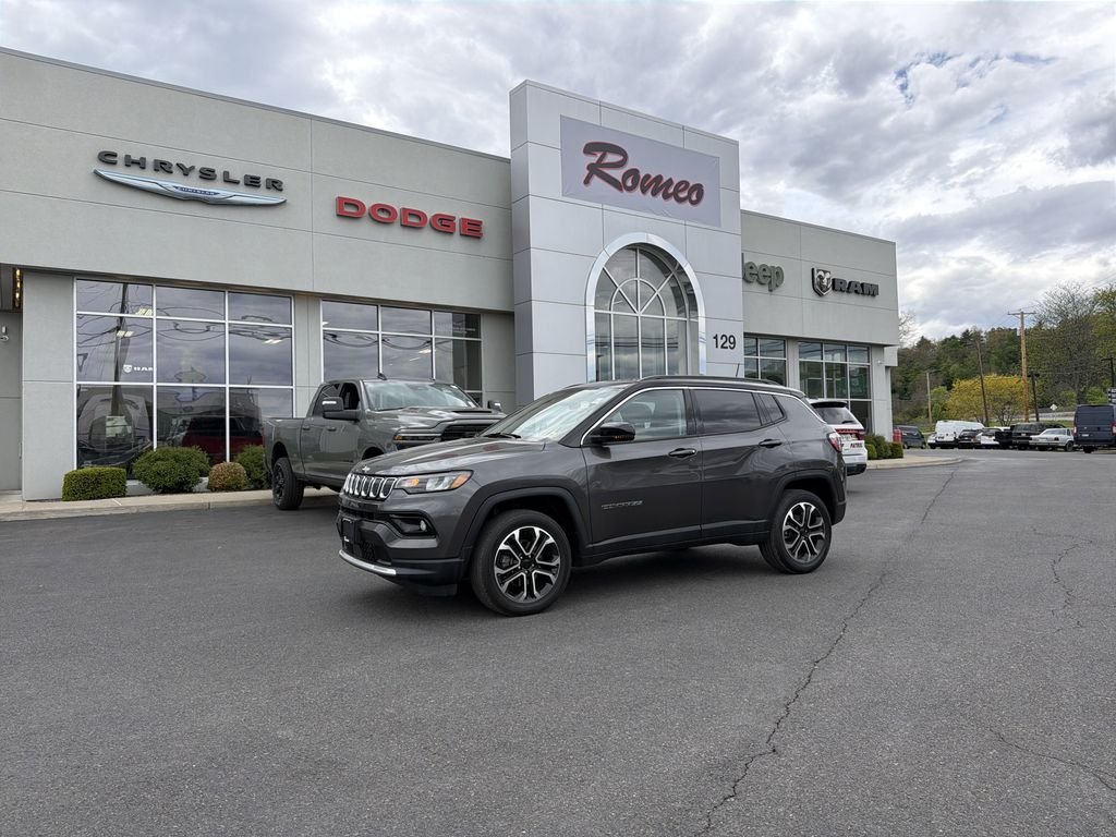 2022 Jeep Compass Limited 4X4's photo