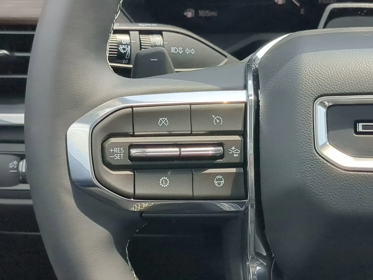 2026 GMC Acadia Denali - Photo 25