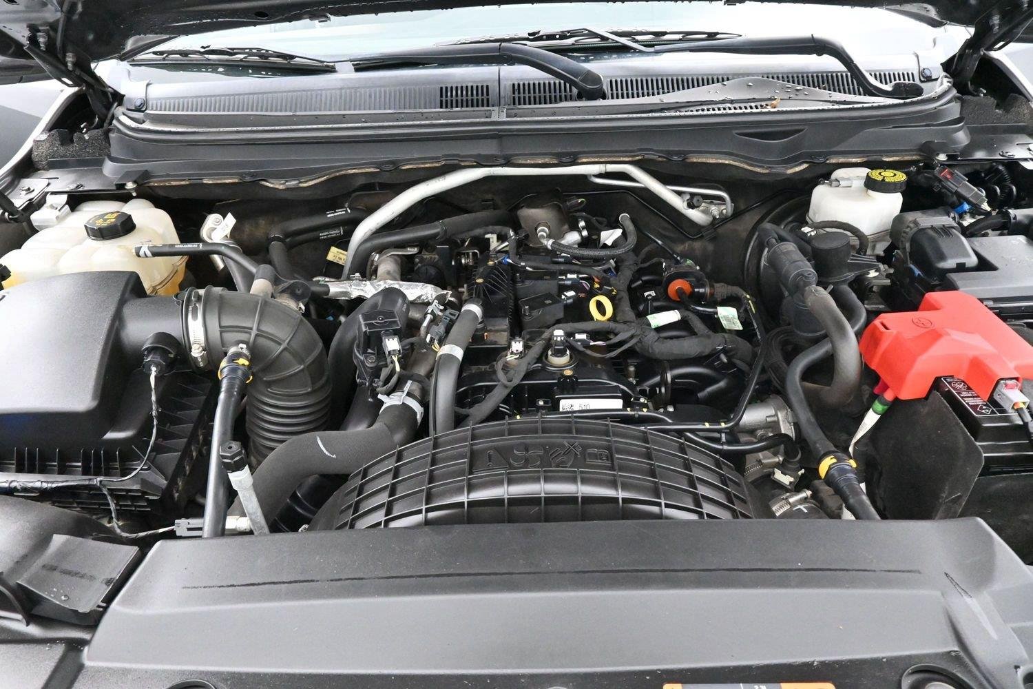 Used 2019 Magnetic Ford XLT image 33