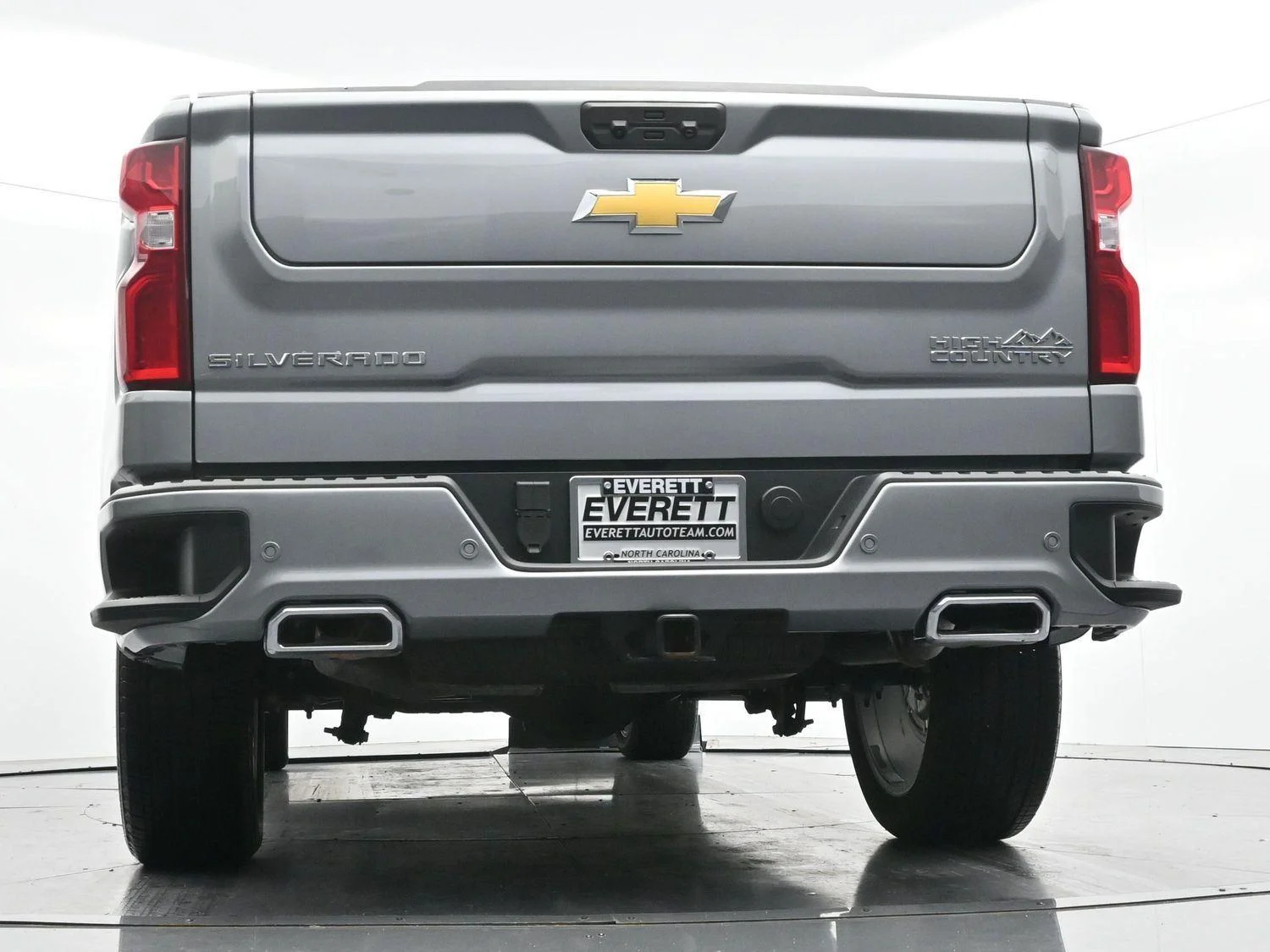 Used 2026 Sterling Gray Metallic Chevrolet High Country image 50