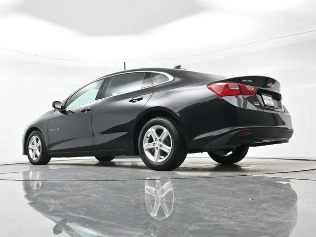Used 2024 Mosaic Black Metallic Chevrolet 1LT image 27
