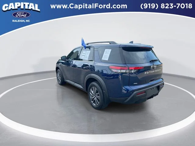 Used 2025 Blue Nissan SV image 6