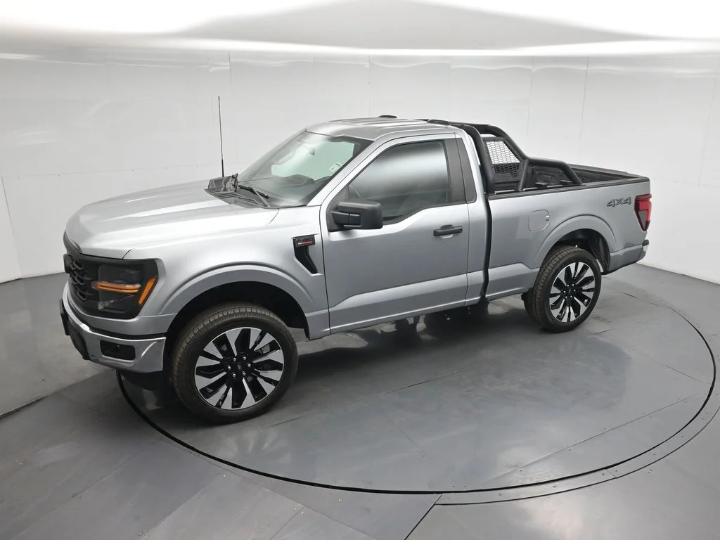 Used 2024 Silver Ford XL image 40