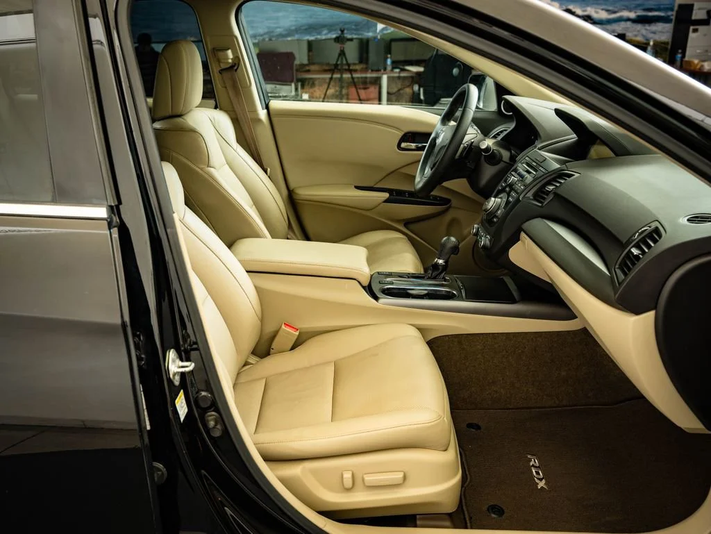 Used 2014 Black Acura Technology Package image 24