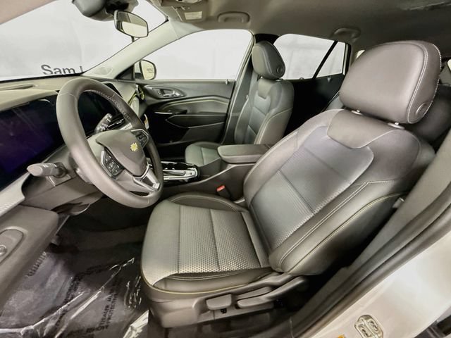 New 2026 Summit White Chevrolet LT image 22