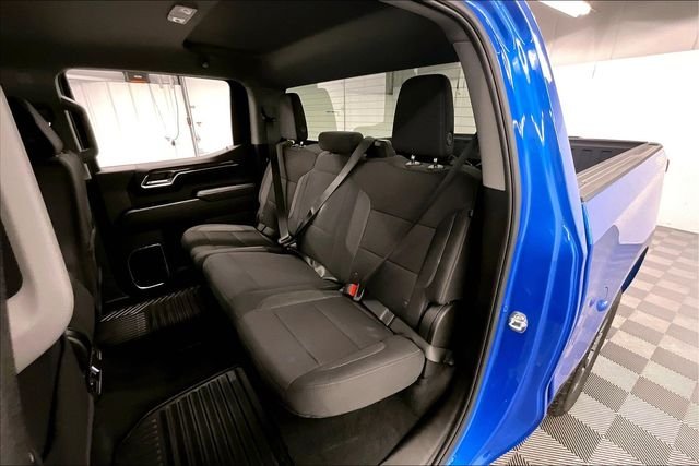 Used 2025 Riptide Blue Metallic Chevrolet LT image 24