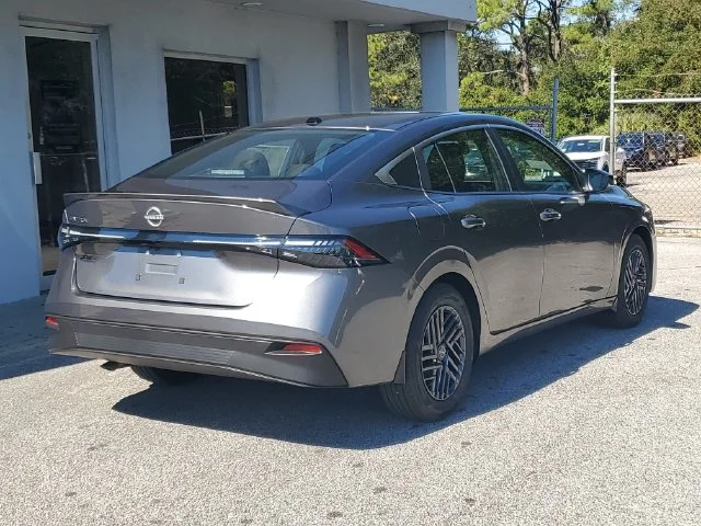 New 2027  Nissan SV image 3