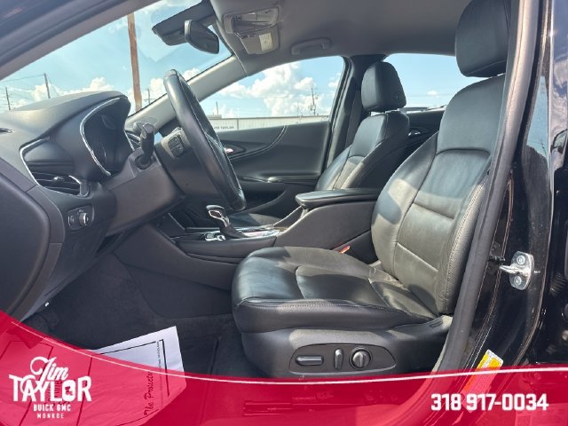 Used 2024 Mosaic Black Metallic Chevrolet 2LT image 10