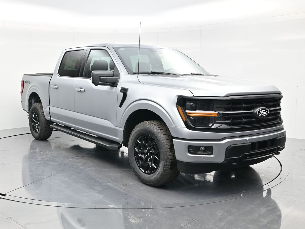 New 2026 Iconic Silver Metallic Ford XLT image 3