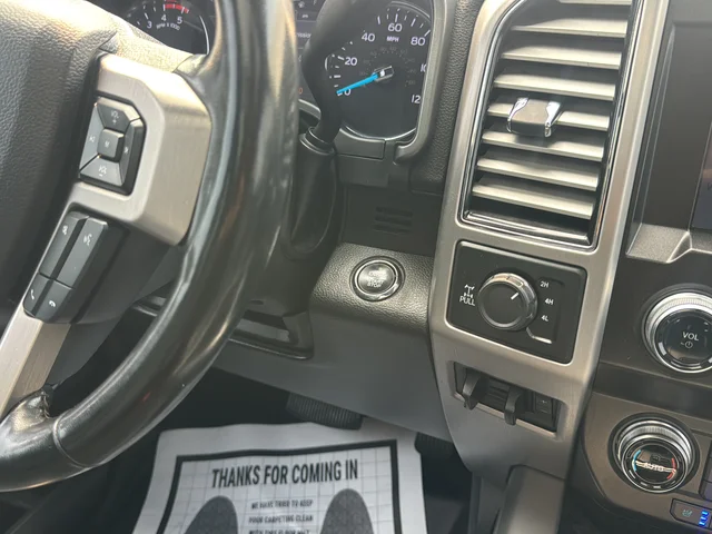 Used 2019  Ford Platinum image 13
