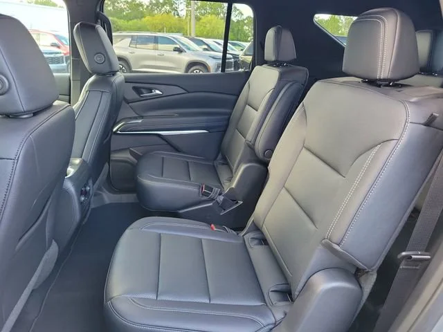 2026 Chevrolet Traverse LT - Photo 10