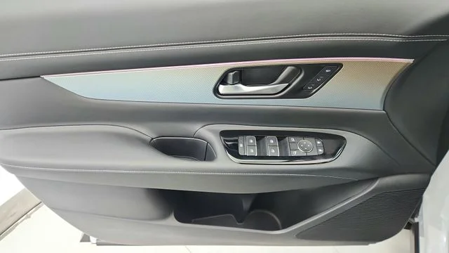 2025 Nissan Murano SL - Photo 31