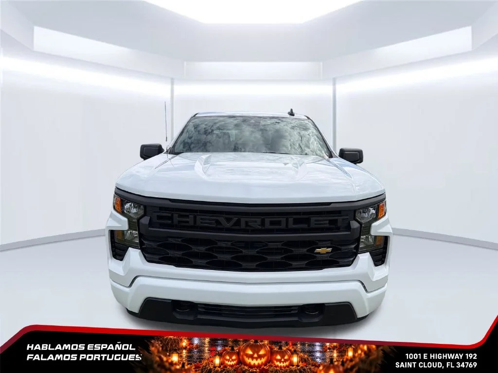 Used 2024 Summit White Chevrolet Custom image 8