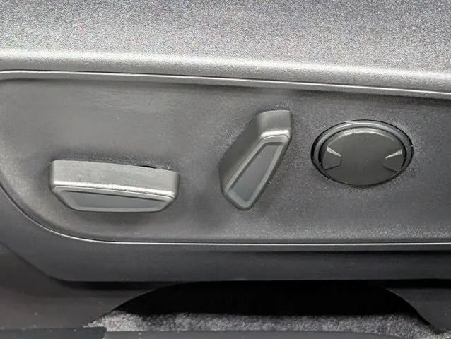 New 2026 Space White Metallic Ford Big Bend® image 36