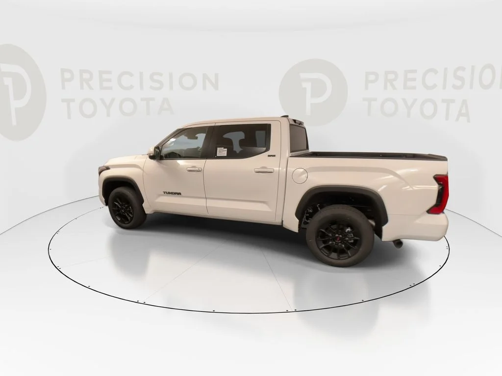 New 2026 Ice Cap Toyota SR5 image 13