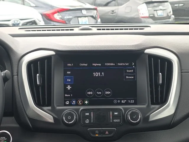 2023 GMC Terrain SLT - Photo 12
