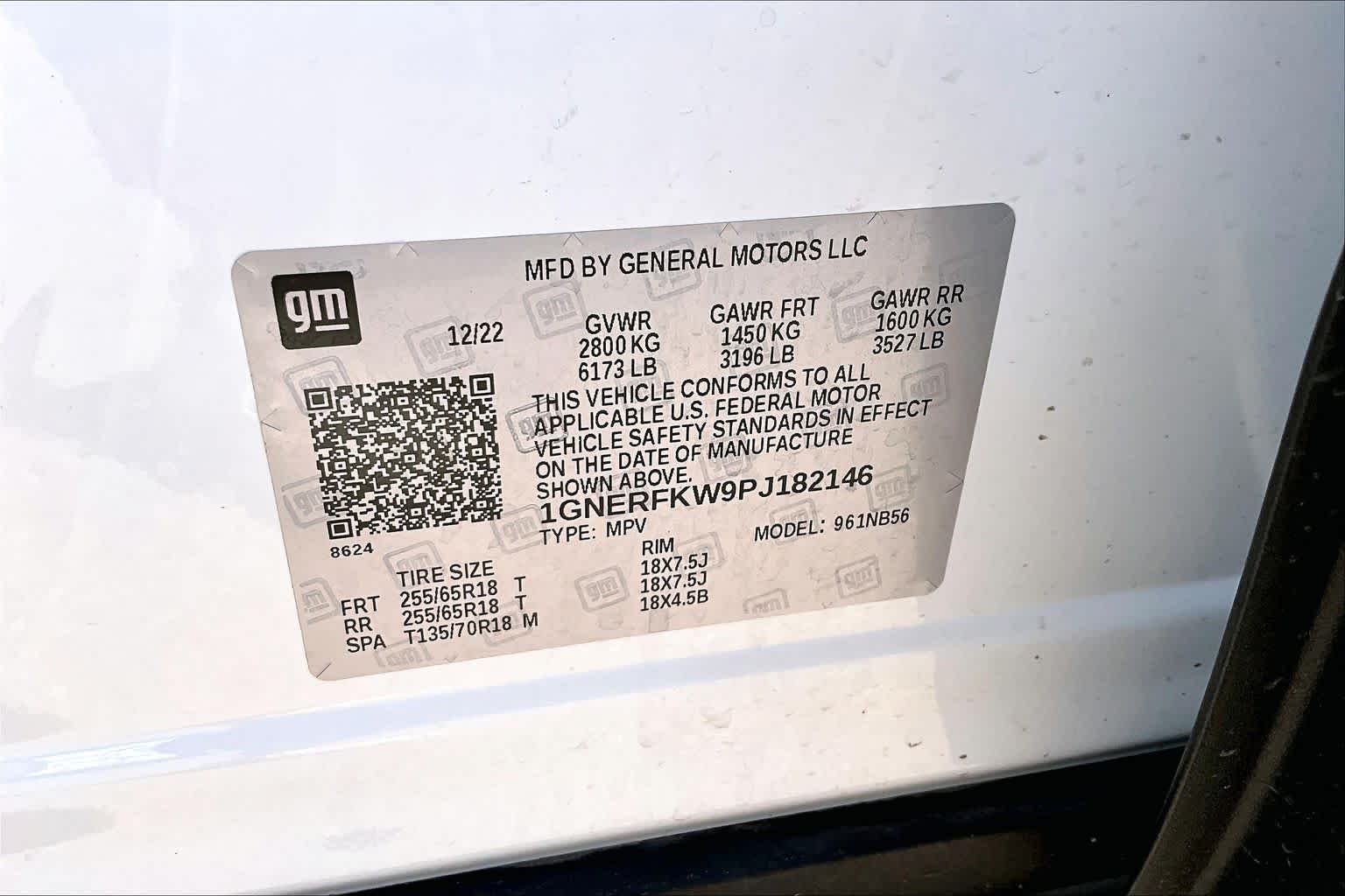 Used 2023 Summit White Chevrolet LS image 37
